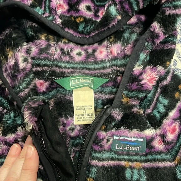 LL bean fleece 2T girl. Excellent for under winter jacket or for fall - Picture 3 of 4
